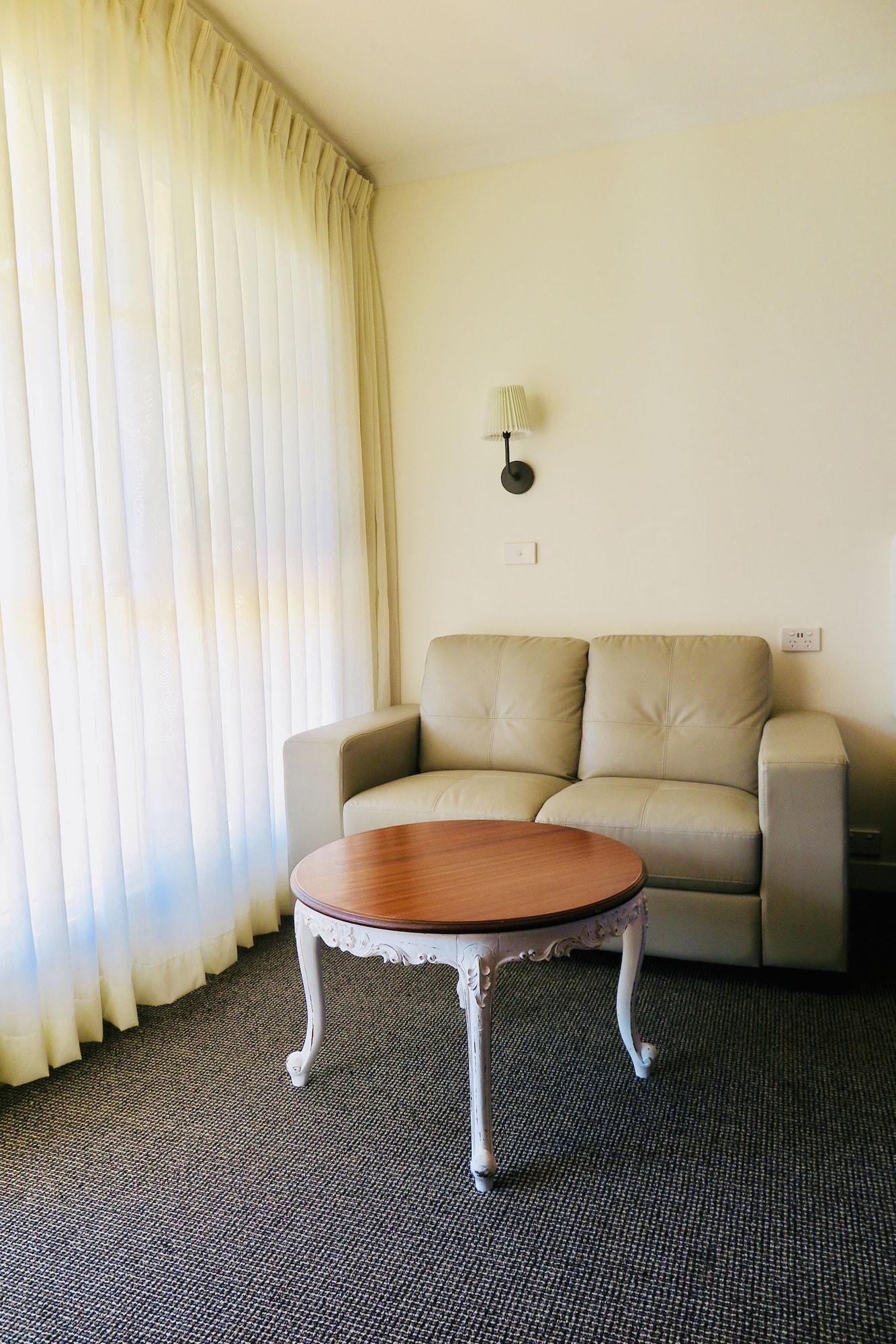 Summerhill Motor Inn (Adults Only) Merimbula Exterior photo