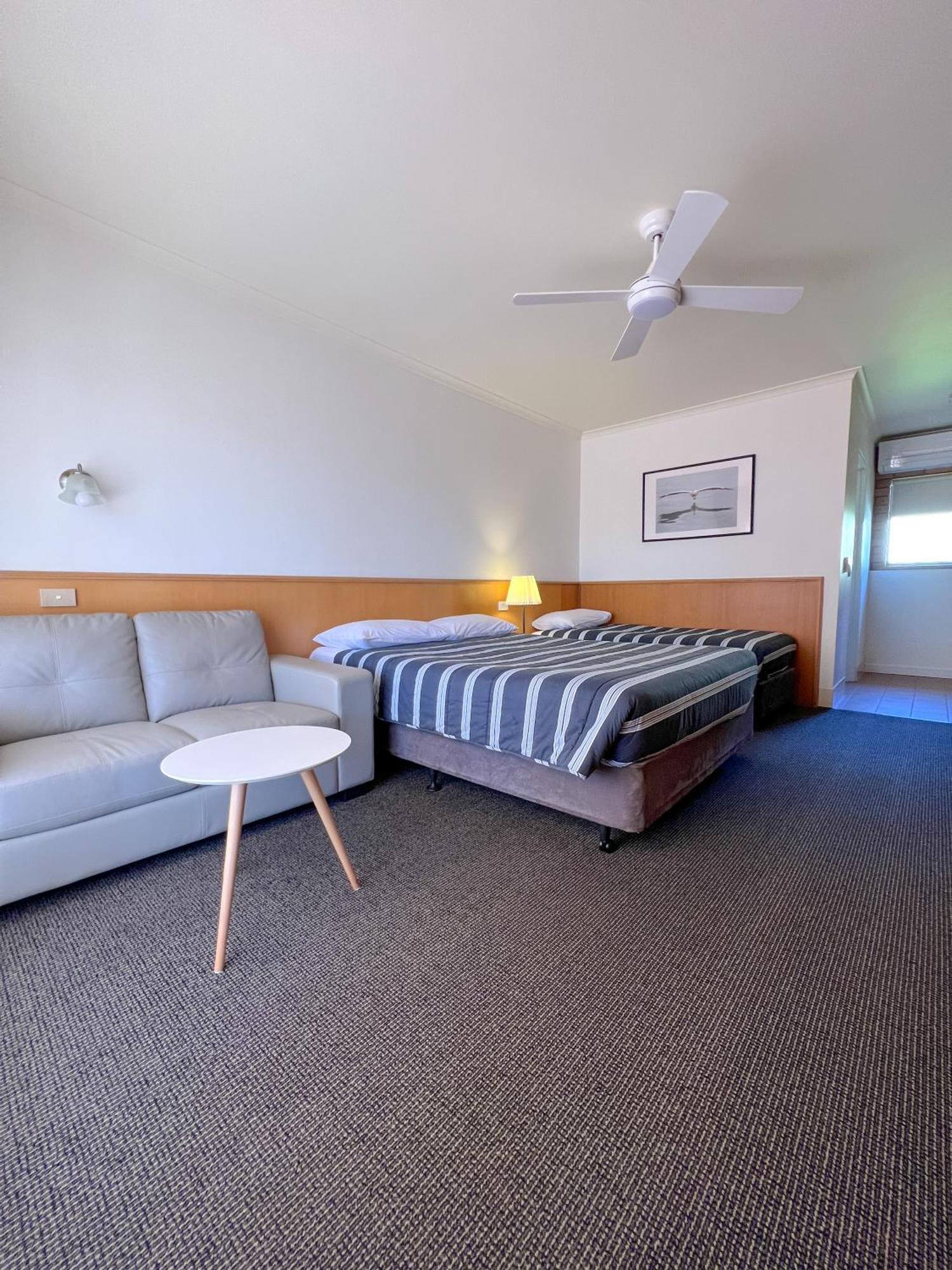 Summerhill Motor Inn (Adults Only) Merimbula Exterior photo